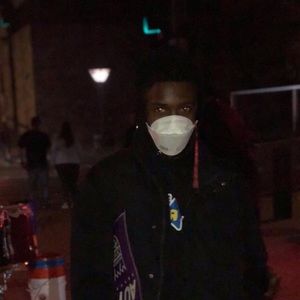 Meet your Posher, Lloyd